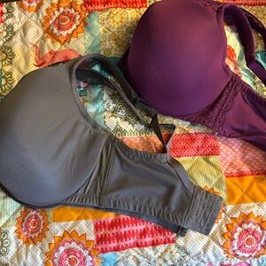 4 Cacique underwire bras